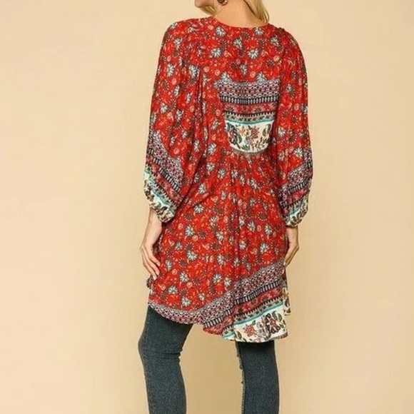 GiGiO Balloon Sleeve Hi-Low Tunic Top with Pockets - Picture 2 of 15